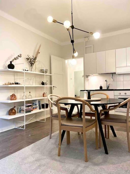 Glorious Apartment In Hakaniemi Helsinki Ngoại thất bức ảnh